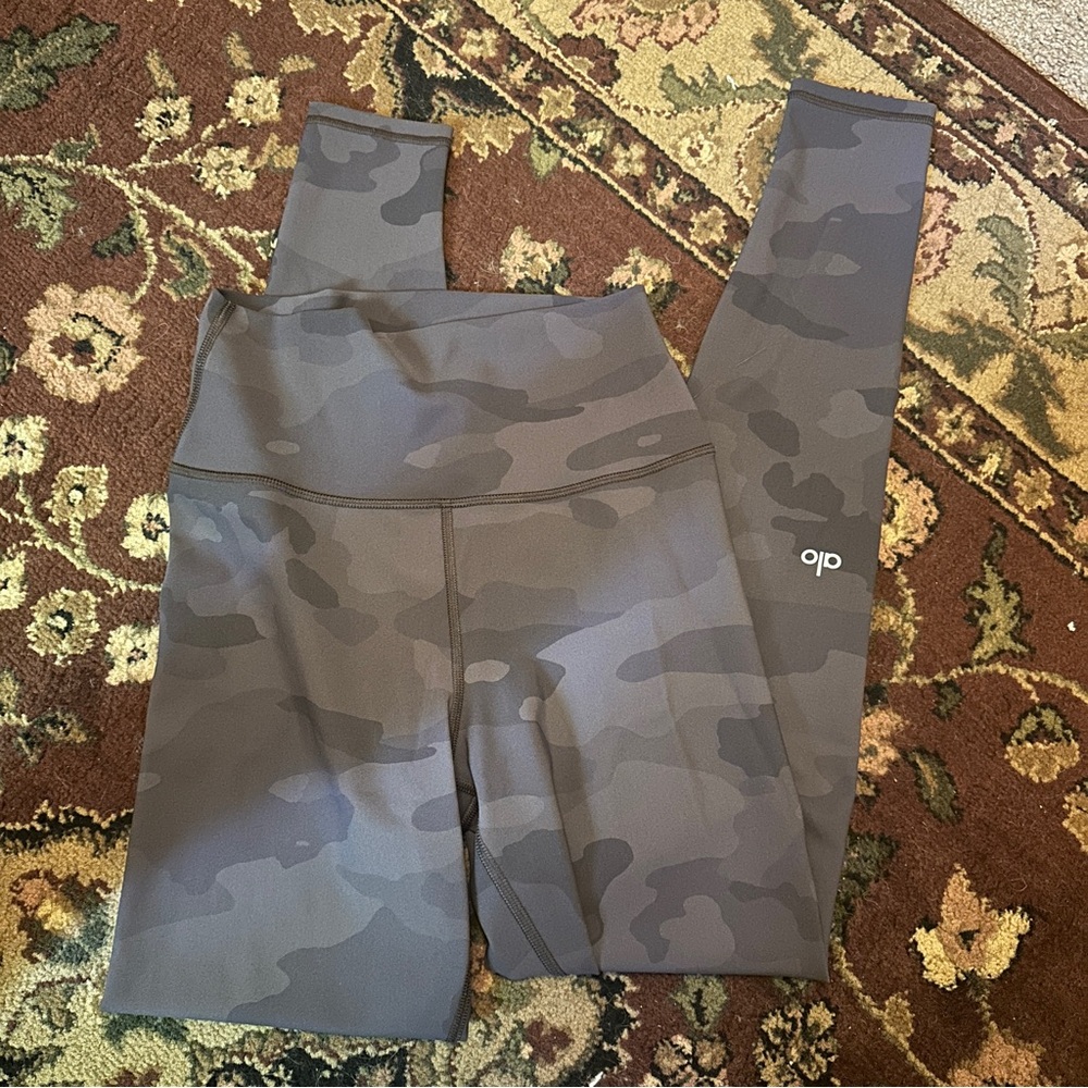 ALO Yoga Camouflage Leggings